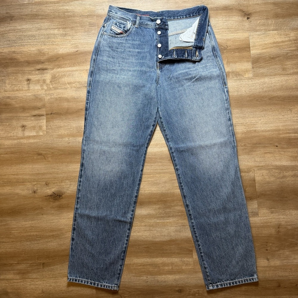 Diesel 1956 5 Pocket Jeans Men 31x32 Blue Regular Straight Leg Medium Wash 007C2